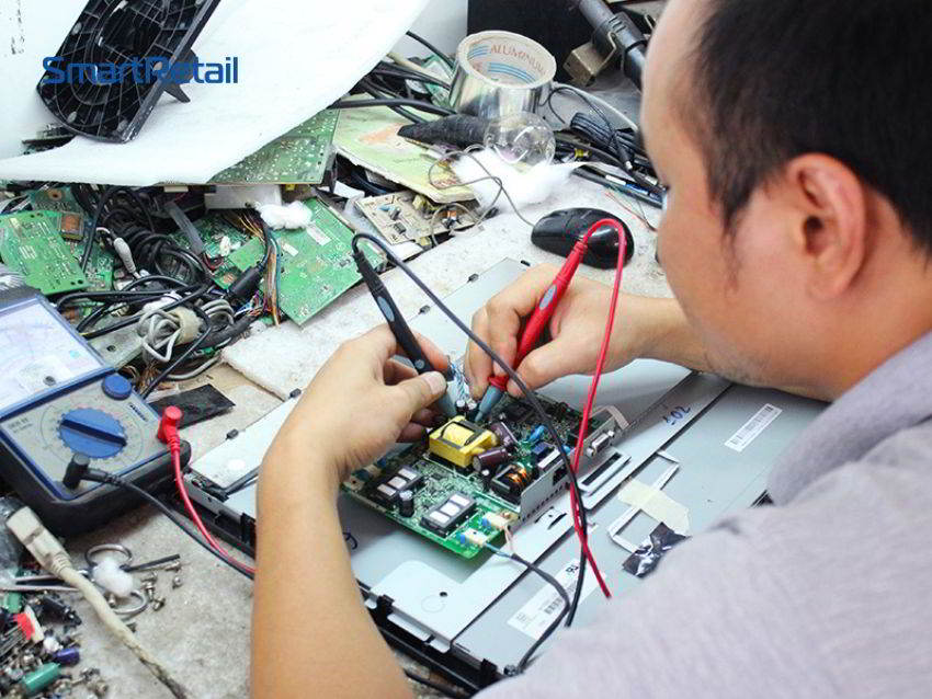 Báo giá thay đèn nền màn hình tương tác uy tín chất lượng