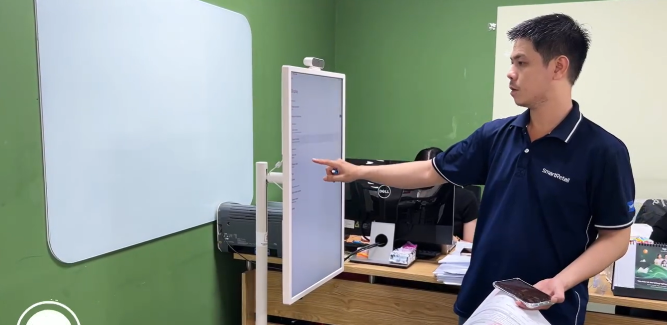 màn hình quảng cáo di động cnv