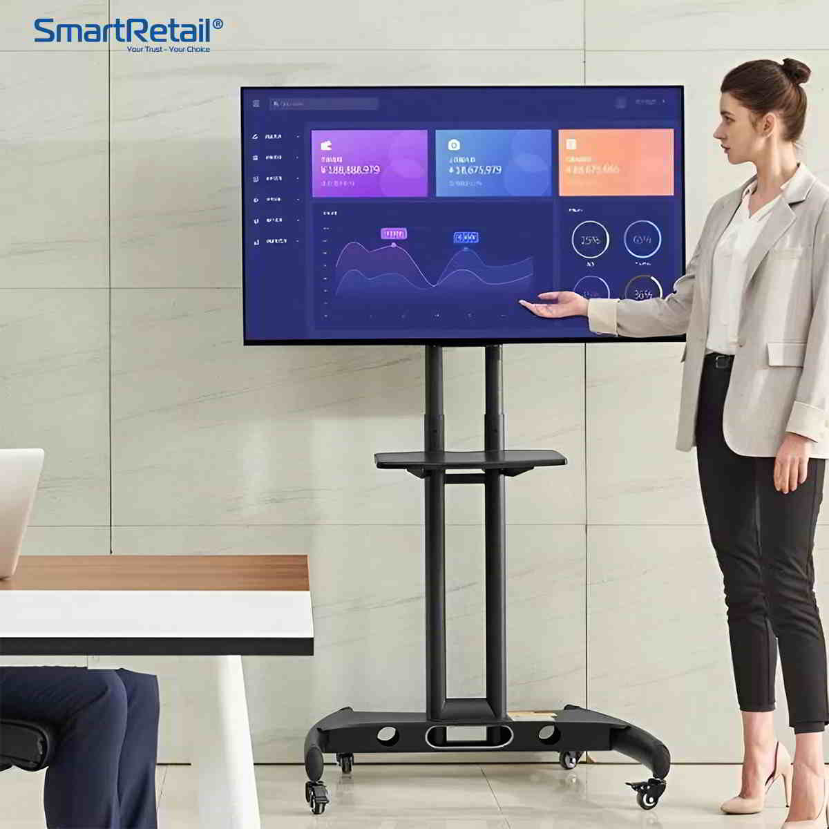 Ảnh 9 của Giá đỡ màn hình tương tác từ 55 inch – 86 inch | Giá đỡ di động