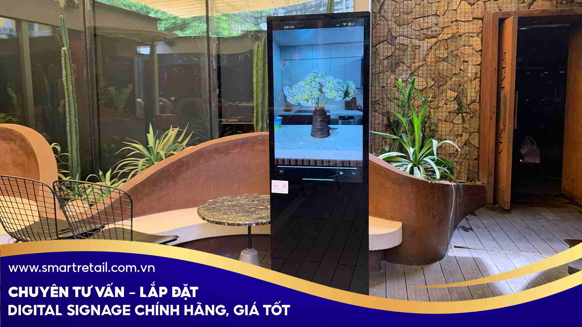 Lap Dat Man Hinh Quang Cao Chan Dung Lcd