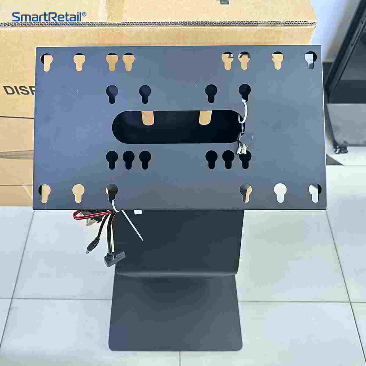 Ảnh 4 của Chân đế màn hình chân quỳ chữ K base cho màn hình cảm ứng 27 – 32 inch